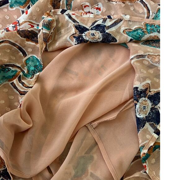 Joie Women's Delicate Blouse - Floral Print, Tie Neck, Size Small - Picture 9 of 11